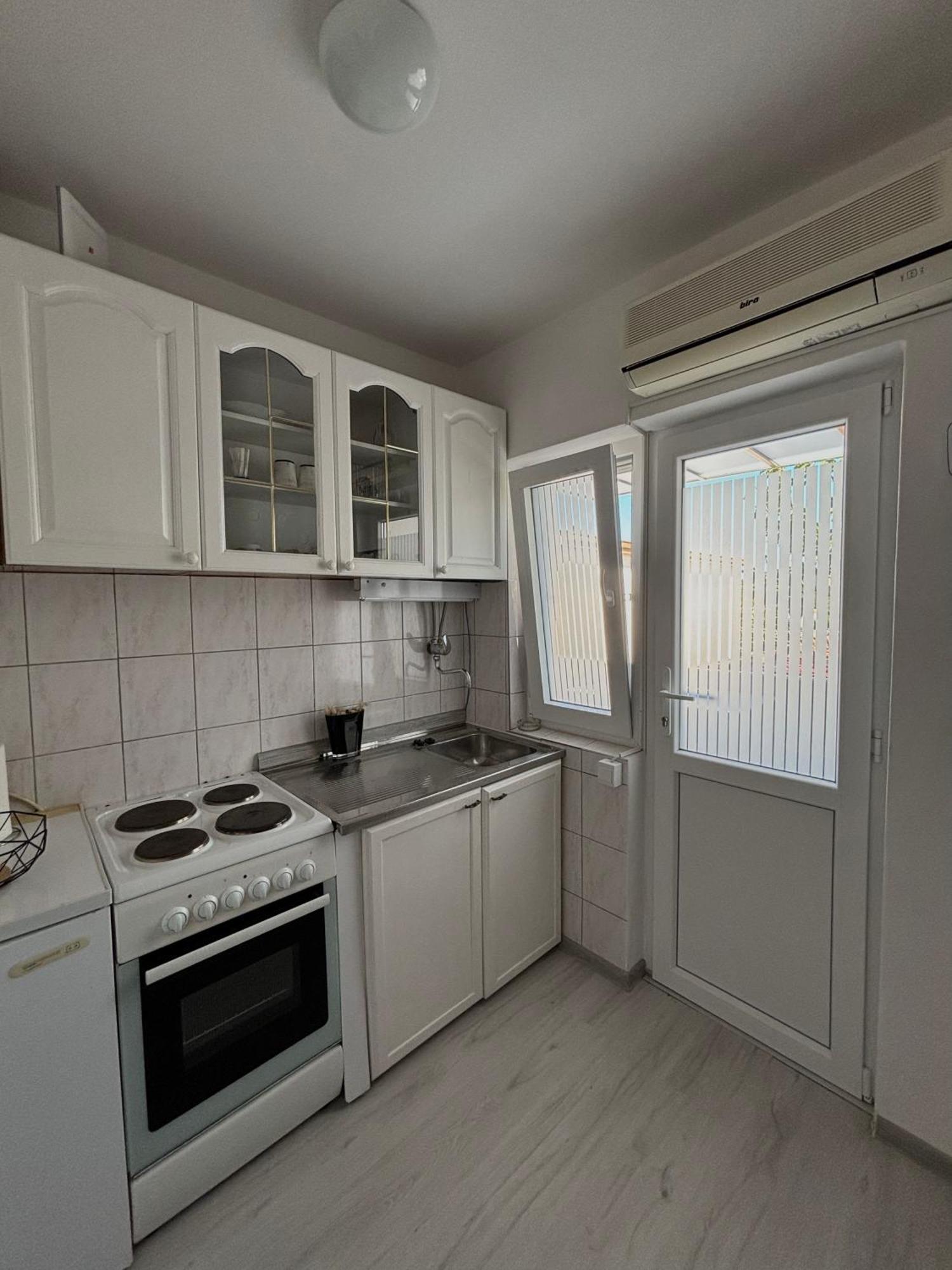 Apartments Medic Drače Екстериор снимка